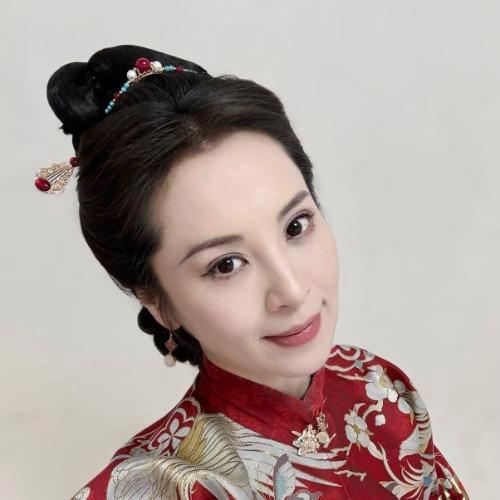 短剧董薇